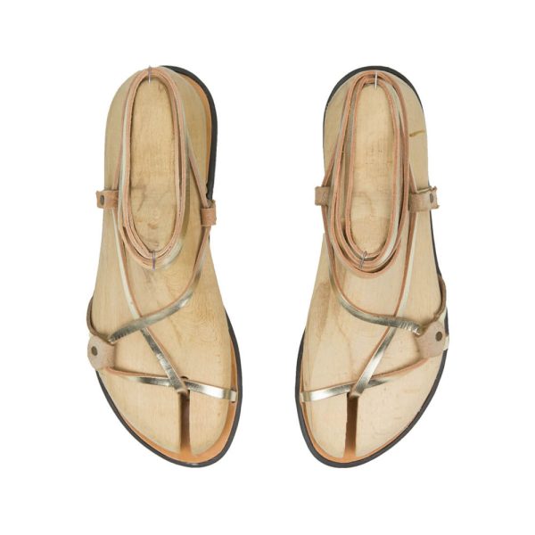 Amfitriti traditional sandals gold a